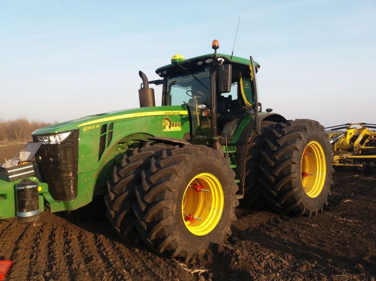 John Deere 8R + спарені колеса - оптимальне рішення від РДО УКРАЇНА